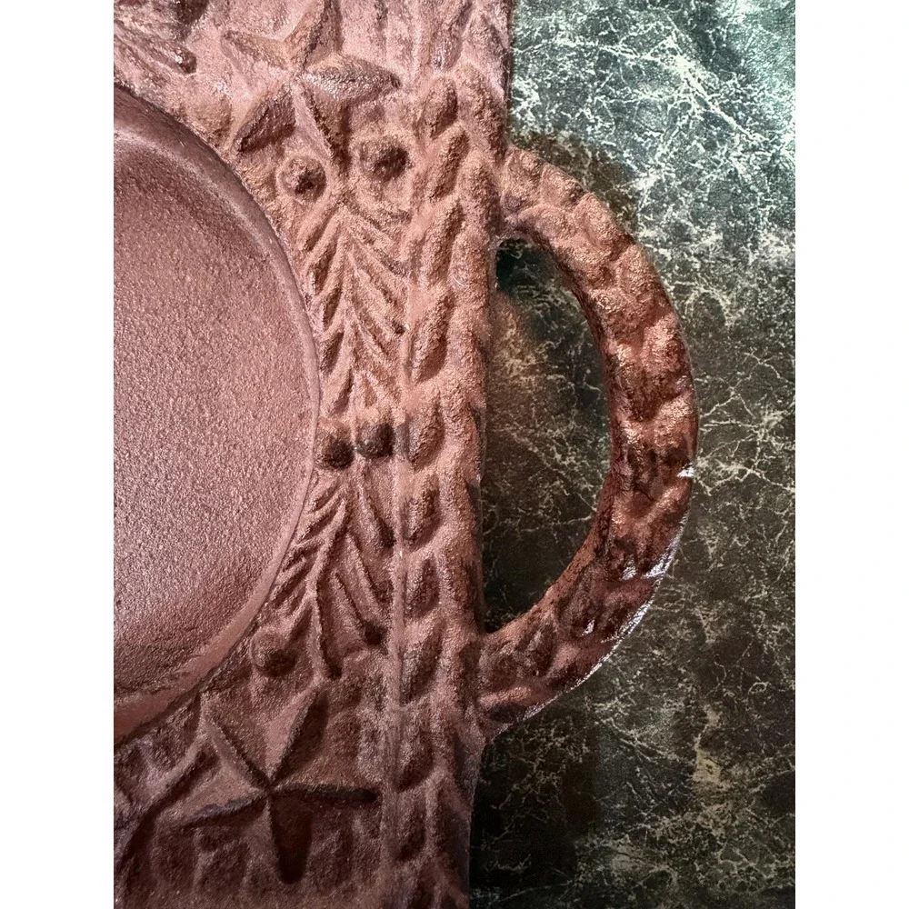 Rustic Cast Iron Candle‎ Holder – Star and Pine, Farmhouse Decor